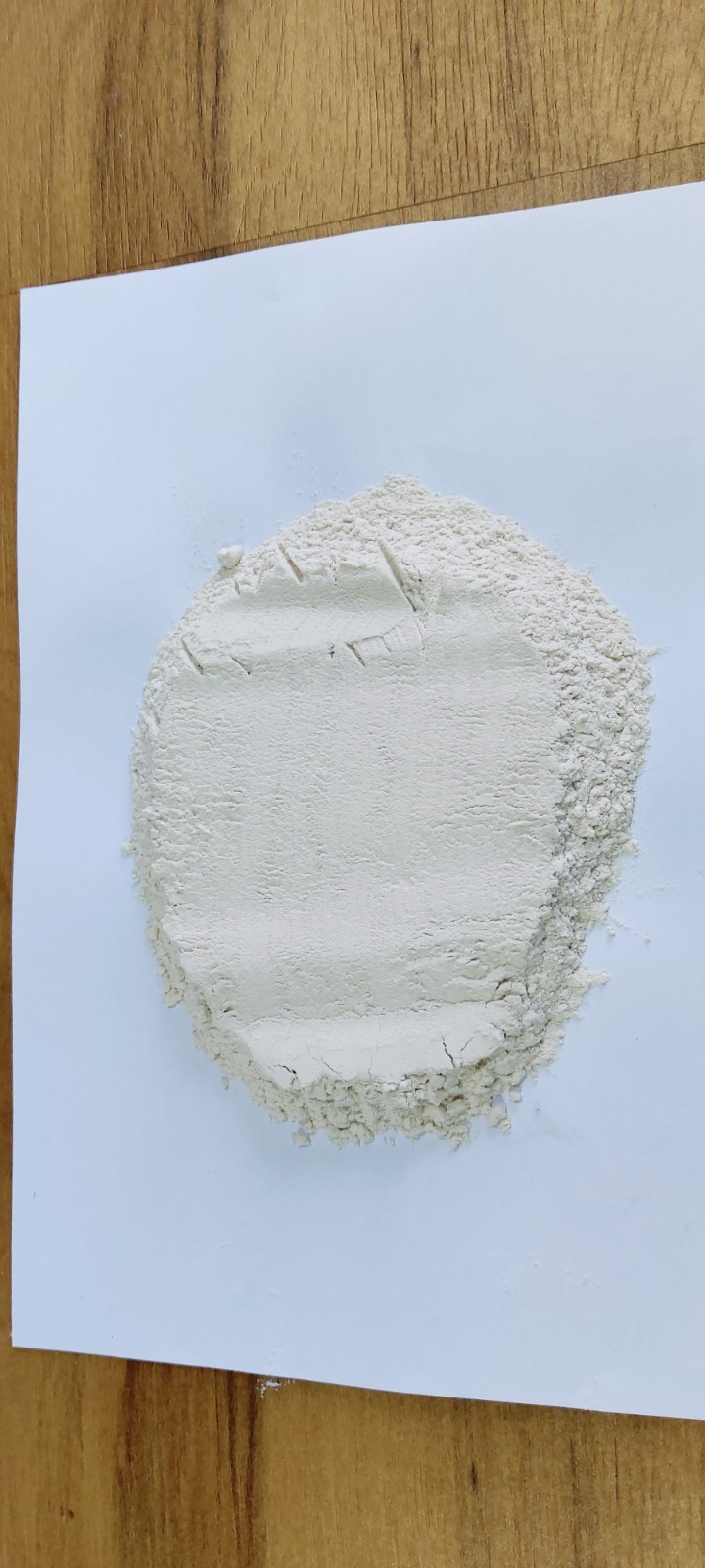 Dehydrated white onion powder